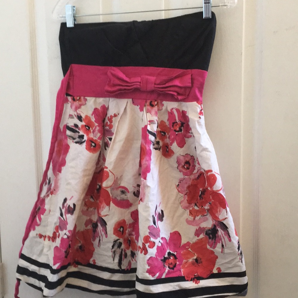 FINAL MARKDOWN Junior speechless dress 7